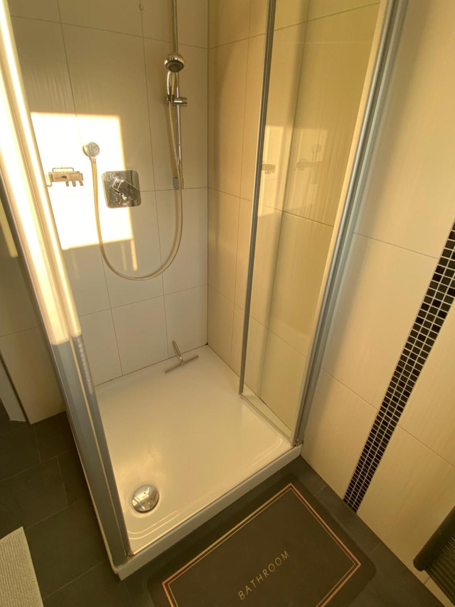 Westpark Appartment - 15Min Zum Zentrum Нюрнберг Экстерьер фото